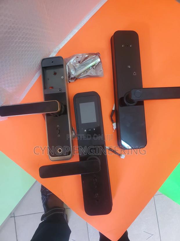 Smart Biometric Door Locks Enhance Office and Home Access - main view