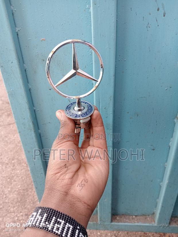 Mercedes Benz Emblem Logo - thumbnail 2