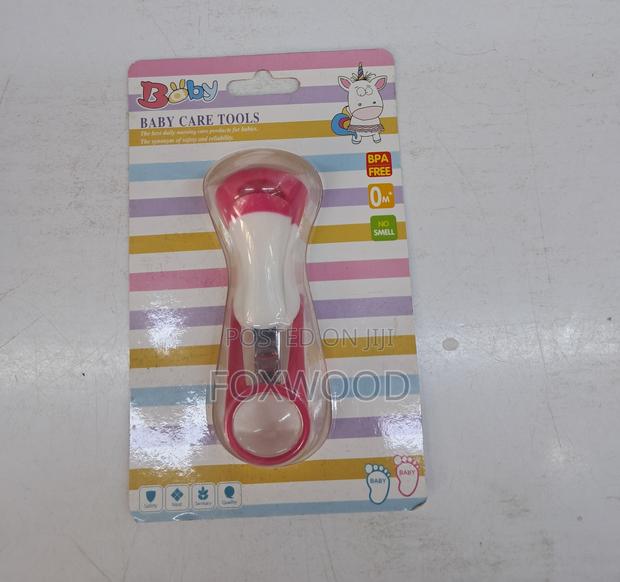 Baby Nail Cutter and Cleaning Towel - thumbnail 5