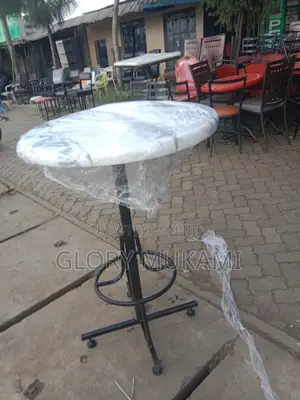 Restaurants and Bar High Table