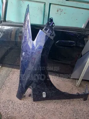 Honda Insight 2012 Fender Available