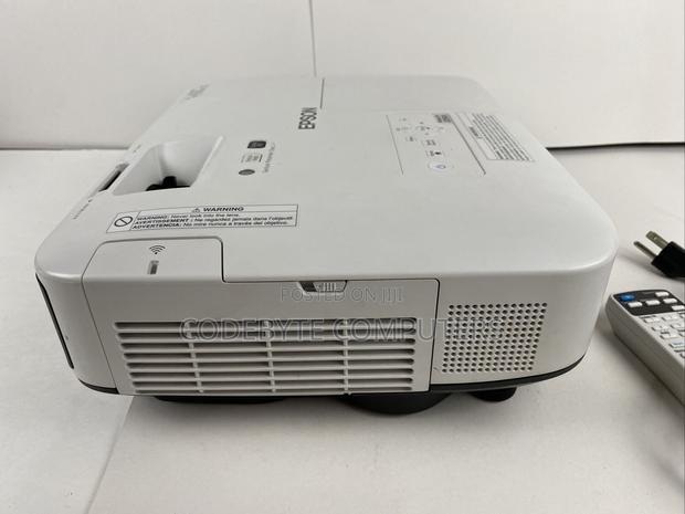 Epson Eb-2250u Projector//Epson Eb-2250u Projector - thumbnail 3