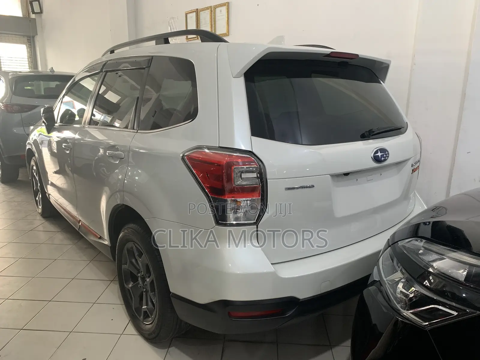 Subaru Forester 2.0XT Premium AWD 2017 Pearl