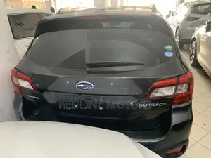 Subaru Outback 2.5i AWD 2017 Gray