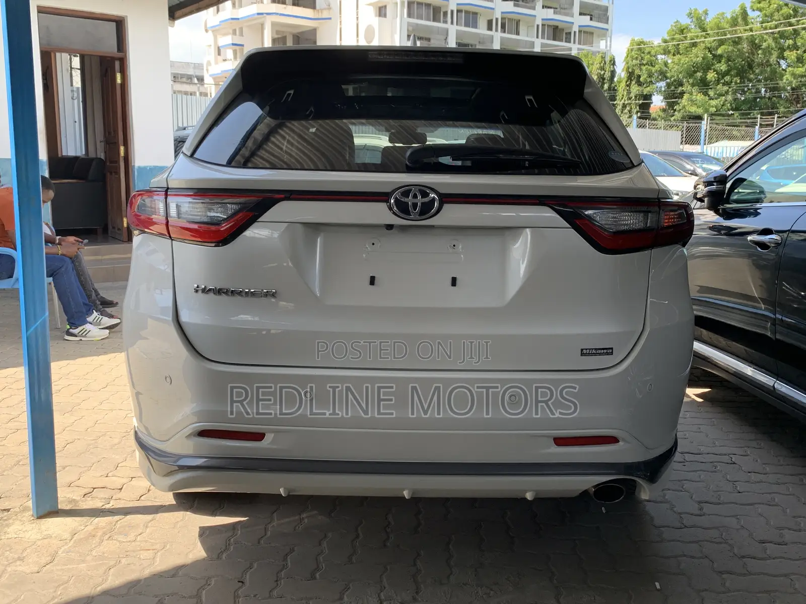 Toyota Harrier 2.5 Hybrid 4WD 2018 White