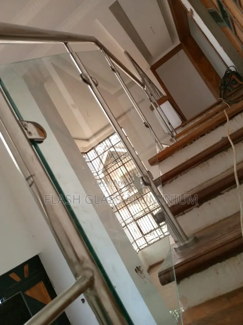 High Quality Glass Railing in Stainless Steel
