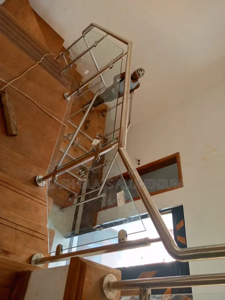 High Quality Glass Railing in Stainless Steel