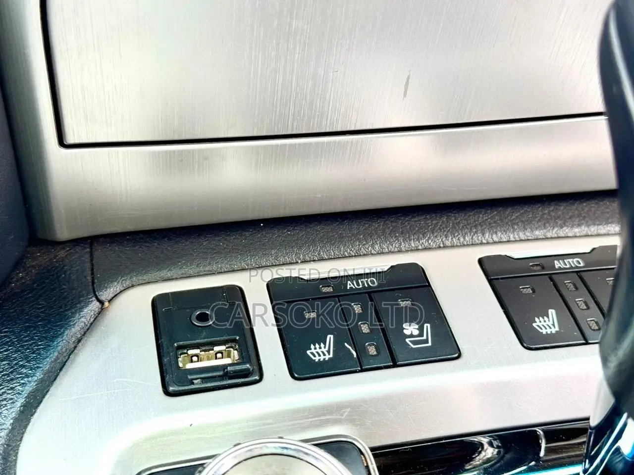 Toyota Land Cruiser 4.5 V8 VXR 2017 White