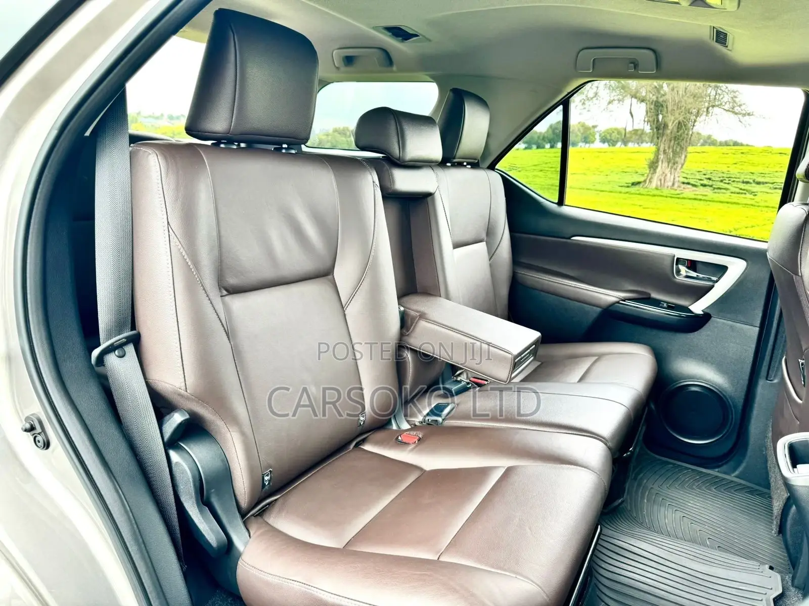 Toyota Fortuner 2.8 D AWD 2017 Gold