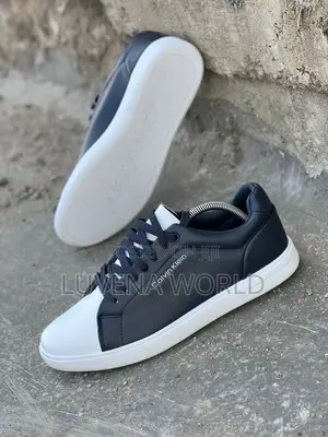 Calvin Klein Sneakers
