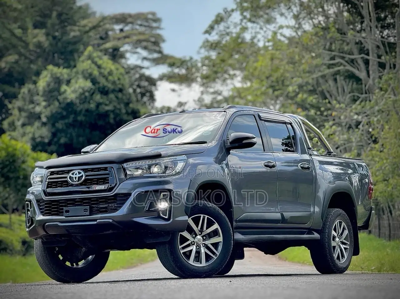 Toyota Hilux 2018 Gray