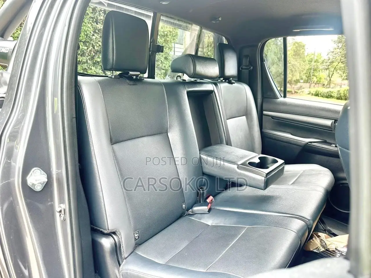 Toyota Hilux 2018 Gray