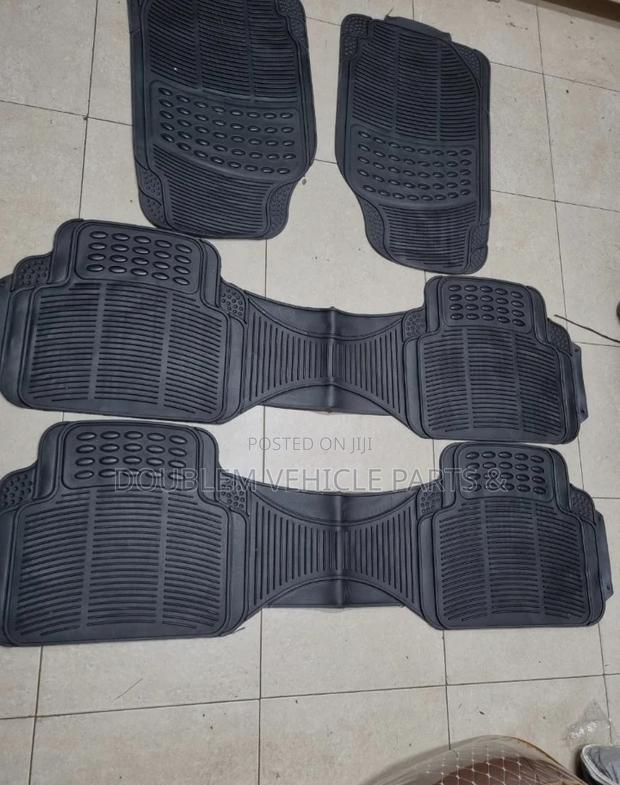 Floormats/Car Mats/Car Carpets Rubber 7 Seater Vehicles