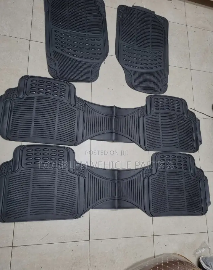 Floormats/Car Mats/Car Carpets Rubber 7 Seater Vehicles
