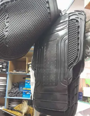 Floor Mats 5,7 Seater Assorted Vehicles Different Colours