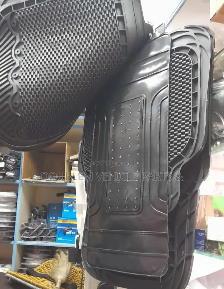 Floor Mats 5,7 Seater Assorted Vehicles Different Colours