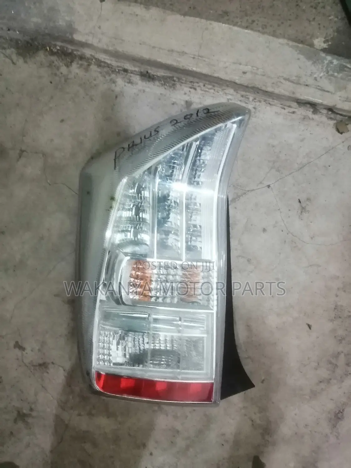 Toyota Prius 2010/2012 Tail Lamp, Clean EX Japan Parts
