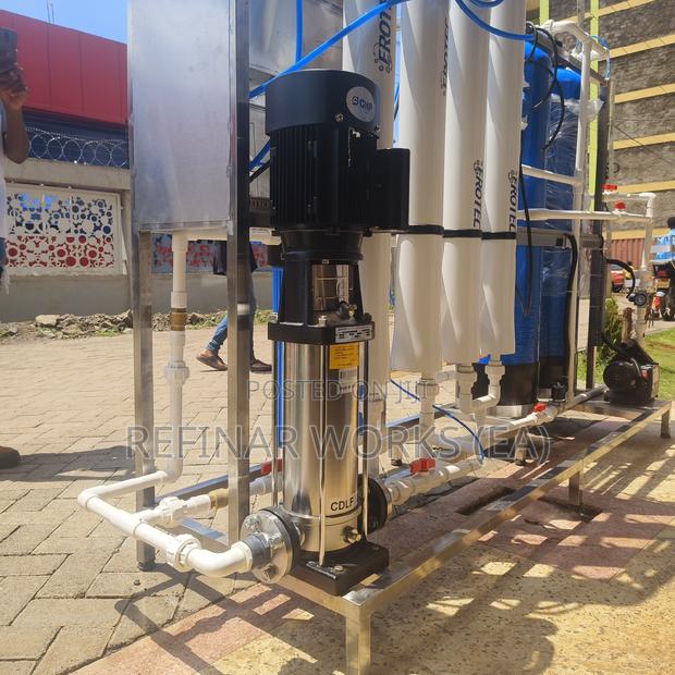 Commercial Reverse Osmosis Borehole Water Treatment Machines - thumbnail 10