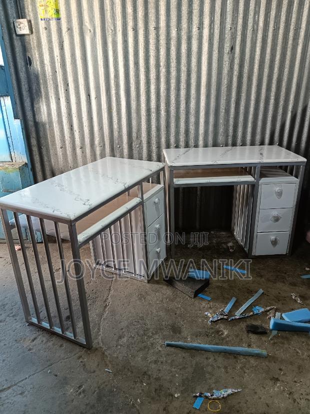 Manicure Table, Marble Tops With Drawers - thumbnail 4