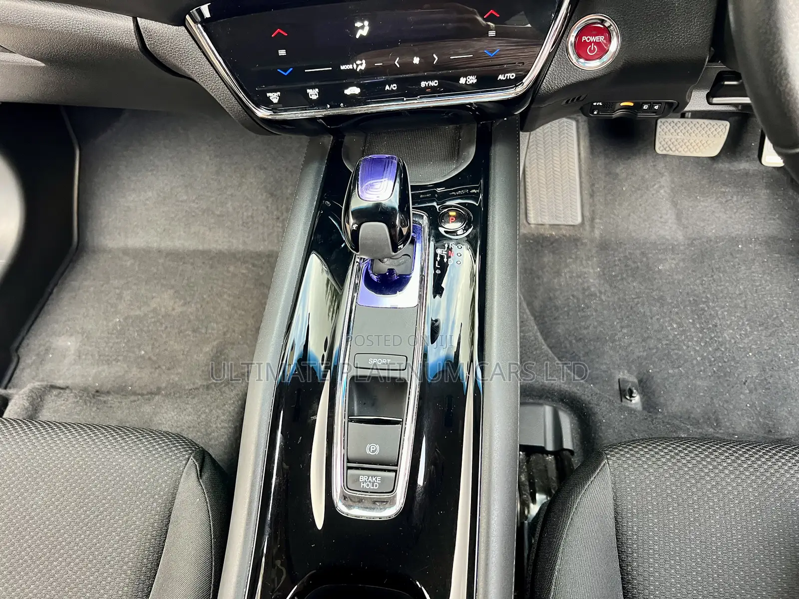 Honda Vezel 1.5 Hybrid 4WD 2017 Silver