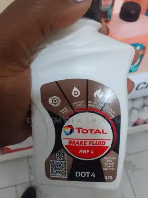 Total Brakefluid Dot 4 250ml/ 0.25L