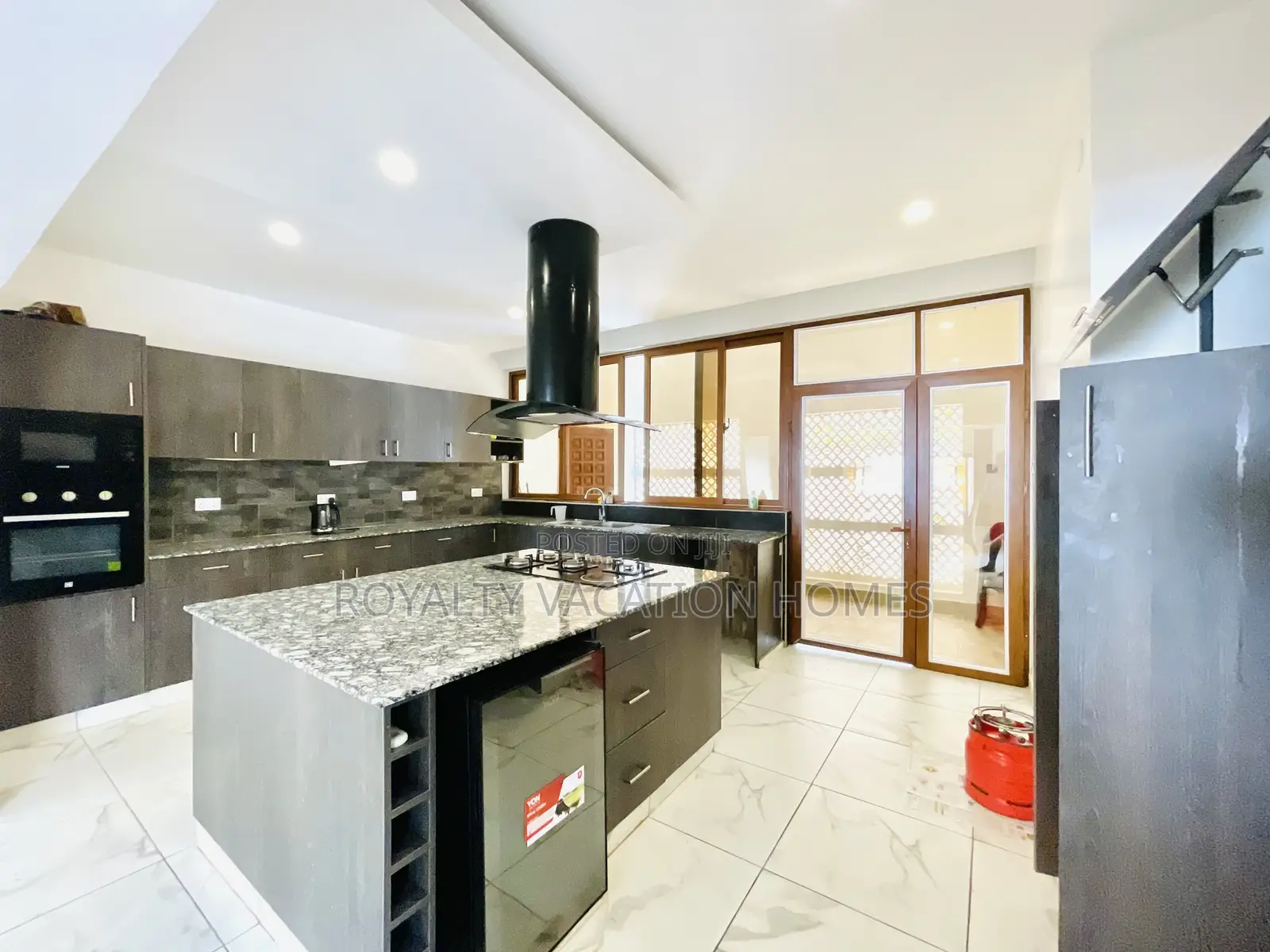 5 Bedroom Family Holiday Villa in Diani Beach