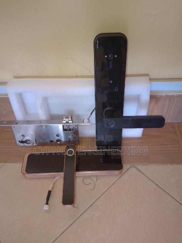 Biometric Excellence: Experience Topsec Biometric Locks - main view