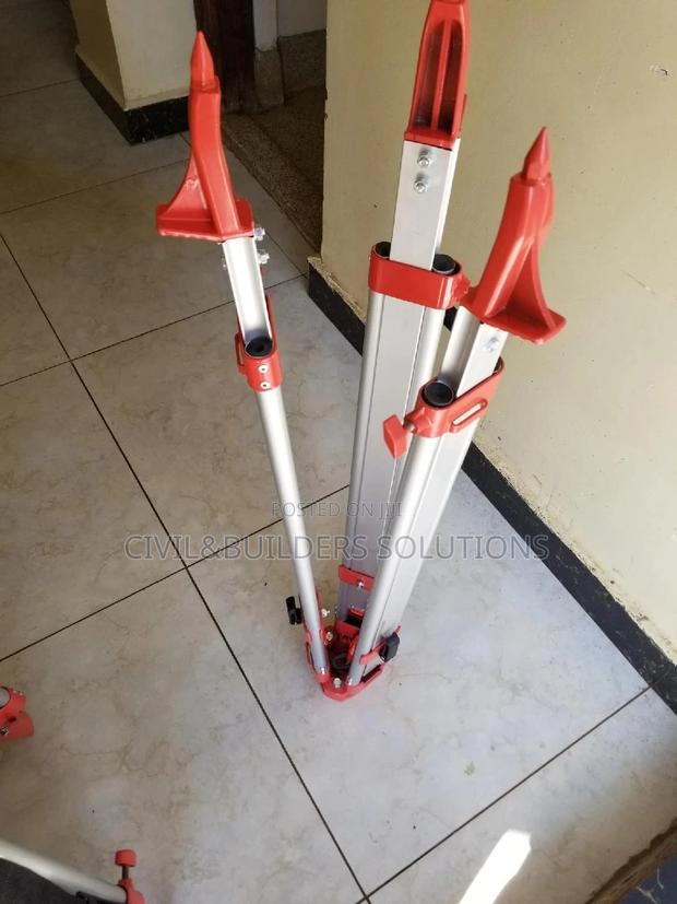 Dumpy Level Light Duty Tripod - main view