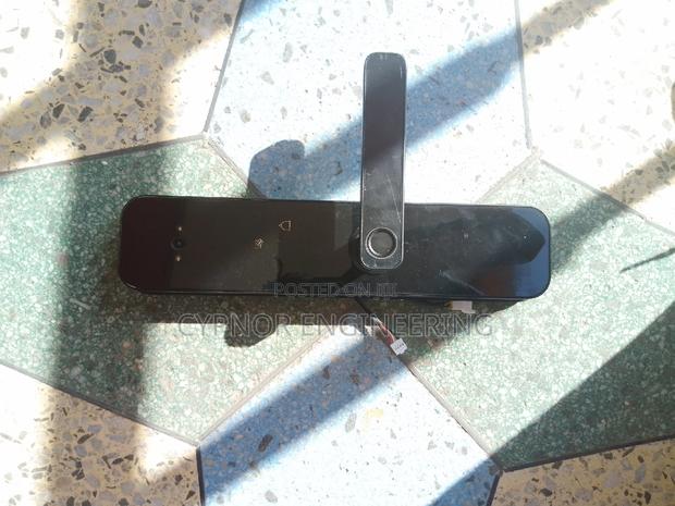 Digital Sanctuary Smart Biometric Locks for Home Privacy - main view