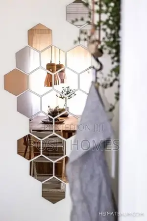 Hexagonal Mirrors