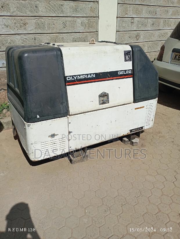 Generator Ex UK 22kva Olympian - thumbnail 2