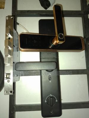 Tech-Savvy Serenity Biometric Locks for Home Security - thumbnail 2