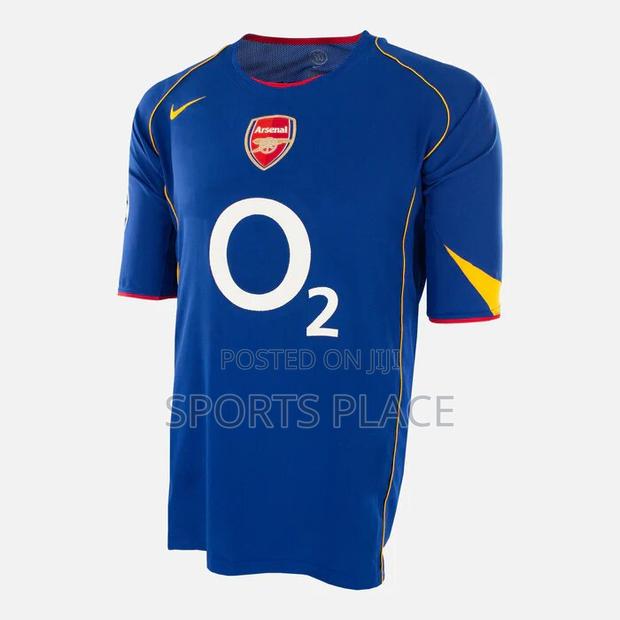 Arsenal Retro 2004/05 Away Jersey - main view