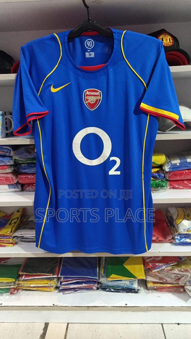 Arsenal Retro 2004/05 Away Jersey - thumbnail 3