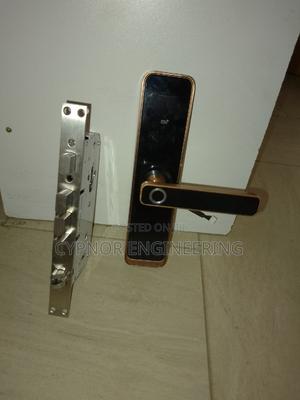 Key_free Comfort Smart Biometric Access With RFID Card - thumbnail 2