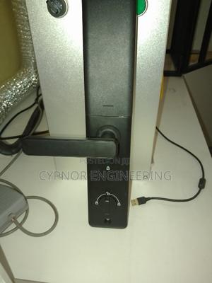 Secure Haven:Morden Wifi Enabled Electric Smartlock - thumbnail 2