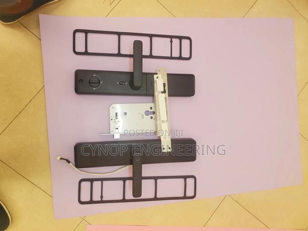 Biometric Innovations Wifi Door Lock With Passcode Access - main view