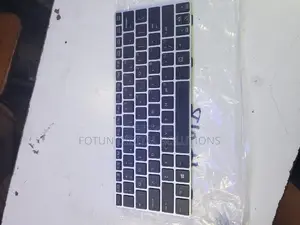 810 Revolve Laptop Keyboards