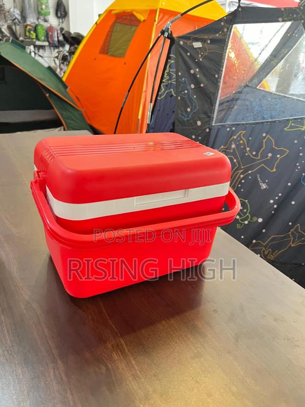 8L Cooler Box - main view