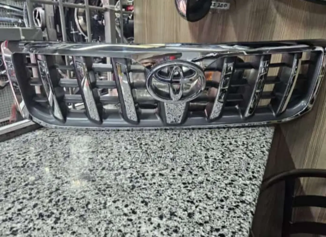 Prado FJ 120 Front Grill Chrome