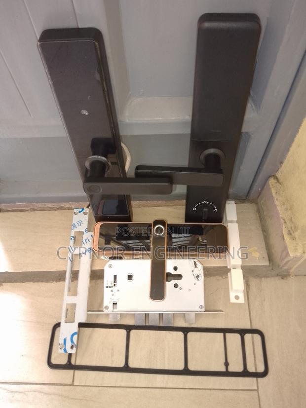 Hotel Room Safety Key-Free Serenity Door Locks - main view