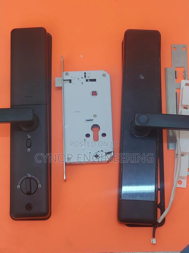 Wifi Door Safety Smart Biometric Lock With RFID - main view