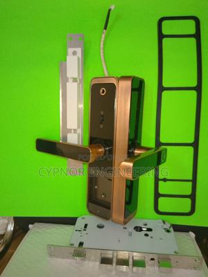 Ensure Security Comfort at Your Airbnbs With Biometric Locks - thumbnail 2