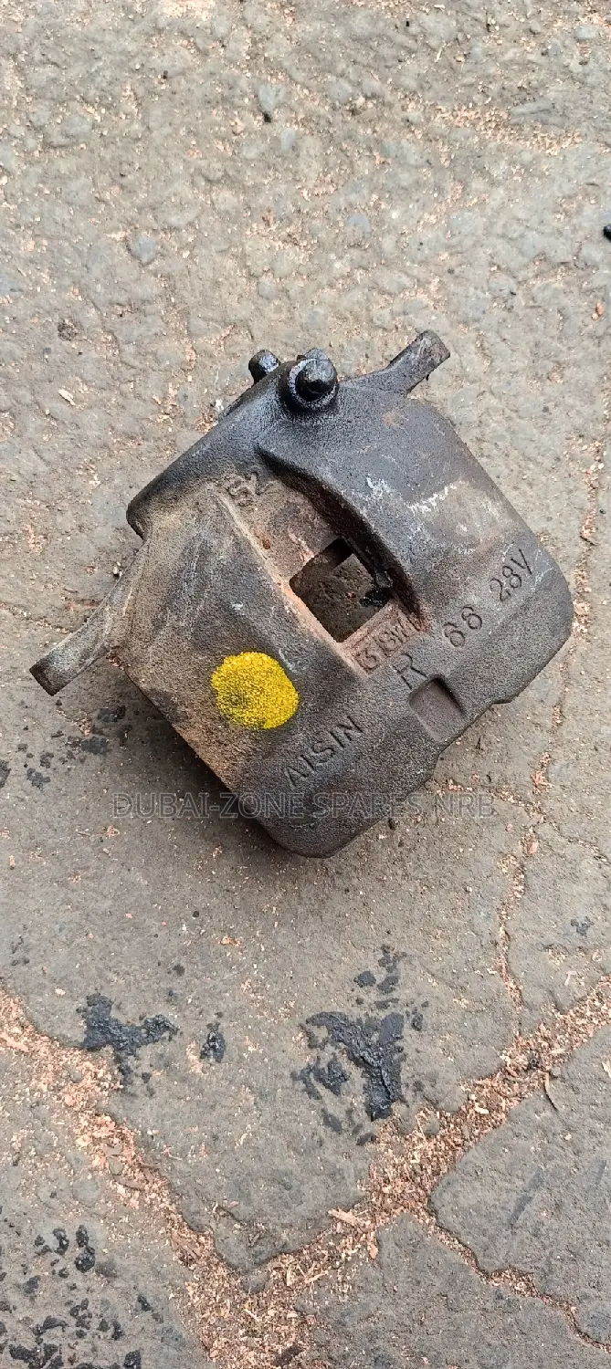 Toyota 7l Hiace Front Calipers Now Available.