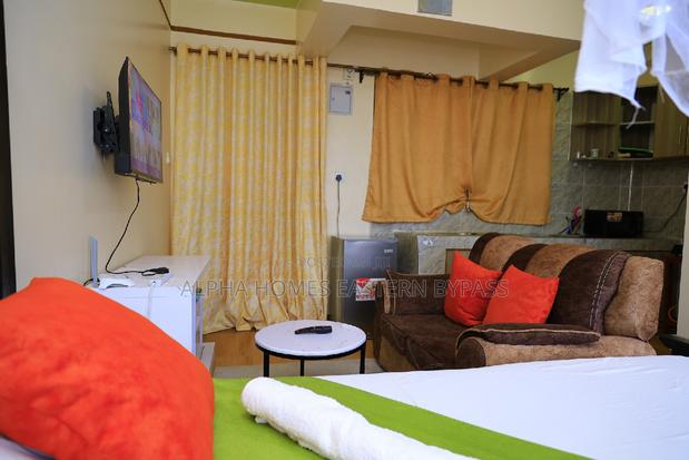 Modern Elegance: Fully Equipped Studio Getaway - thumbnail 3