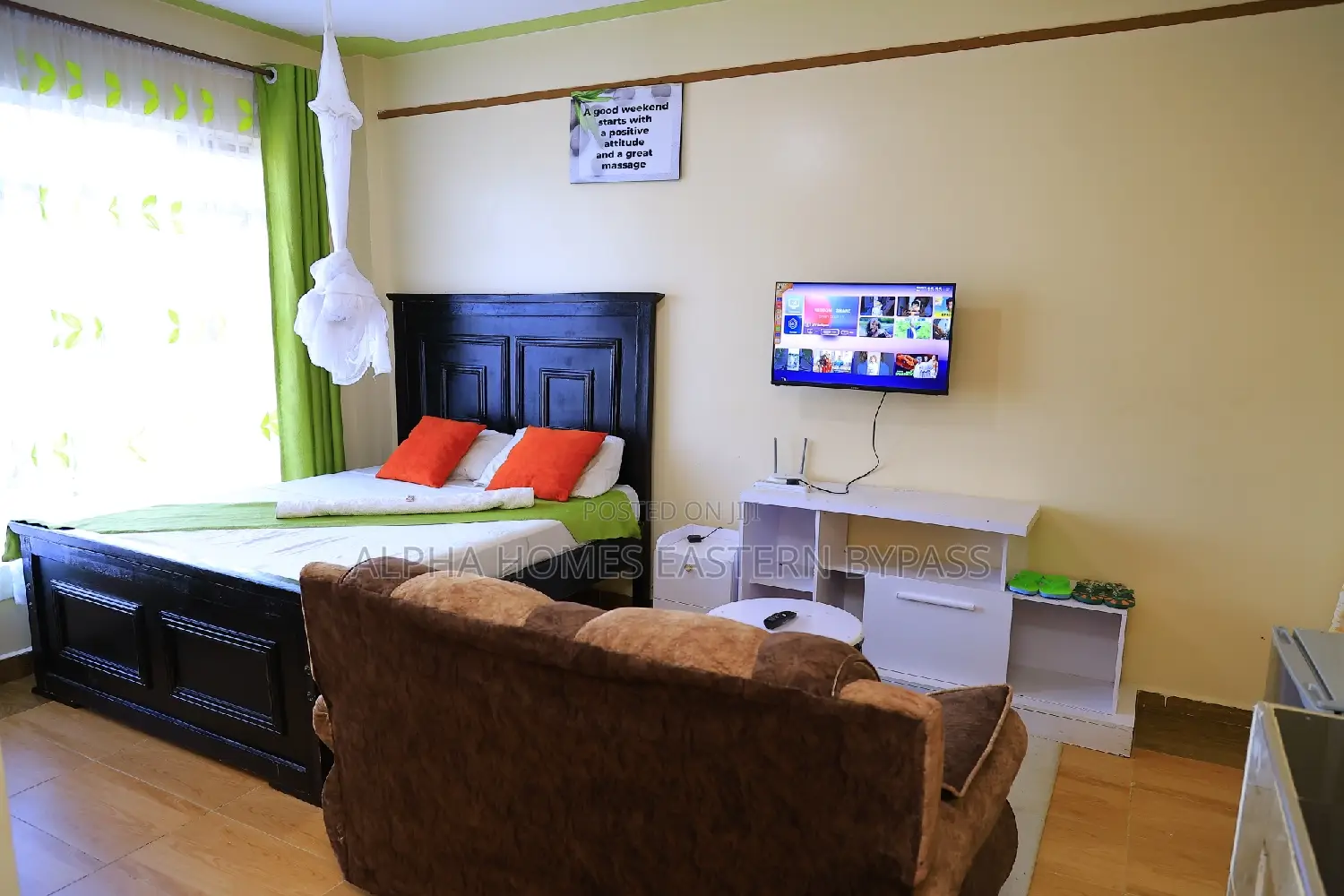 Modern Elegance: Fully Equipped Studio Getaway