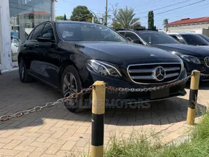Mercedes-Benz E200 2017 Black
