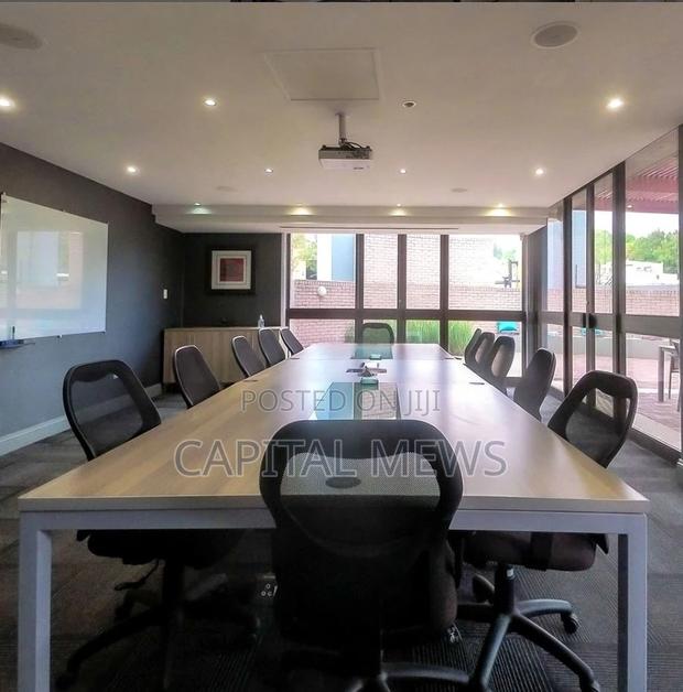 PRIVATE Office With Large Windows-Private - thumbnail 3