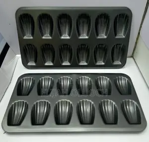 High Quality 12 Slots Nonstick Cookie Madeleines Baking Tin