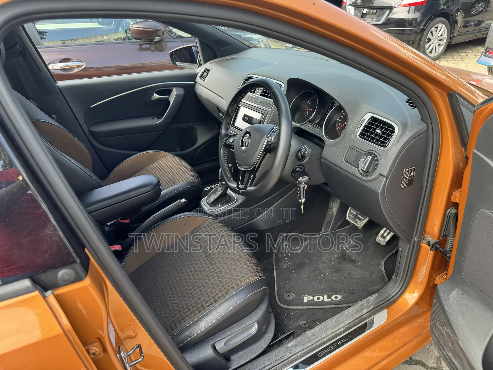 Volkswagen Polo 2017 Brown